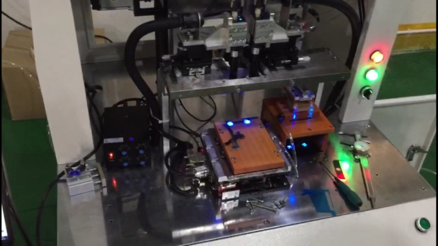 CCD視覺對位系統(tǒng)在貼合機的應用和原理插圖1 CCD視覺對位系統(tǒng)在貼合機的應用和原理-機器視覺_視覺檢測設備_3D視覺_缺陷檢測