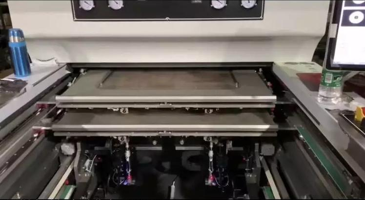 UVW平臺(tái)CCD視覺對(duì)位系統(tǒng)解決方案插圖 UVW平臺(tái)CCD視覺對(duì)位系統(tǒng)解決方案-機(jī)器視覺_視覺檢測設(shè)備_3D視覺_缺陷檢測