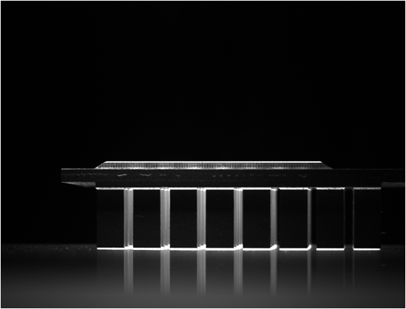 散熱片視覺檢測方案 散熱片外觀尺寸視覺檢測設(shè)備系統(tǒng)-機器視覺_視覺檢測設(shè)備_3D視覺_缺陷檢測