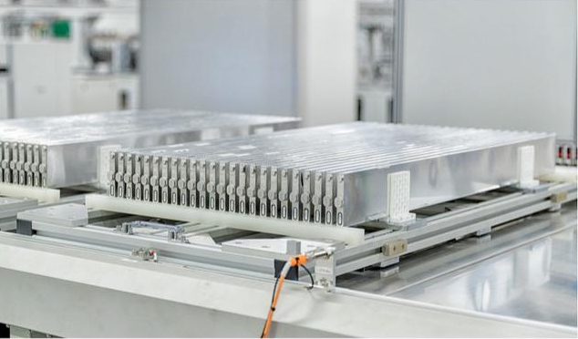 鋰電池外觀檢測(cè)設(shè)備(鋰電池缺陷檢測(cè)方案)插圖1 鋰電池外觀檢測(cè)設(shè)備(鋰電池缺陷檢測(cè)方案)-機(jī)器視覺_視覺檢測(cè)設(shè)備_3D視覺_缺陷檢測(cè)