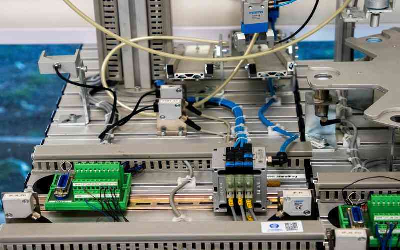 標(biāo)簽品檢機(jī)的技術(shù)支持服務(wù)在長(zhǎng)期使用中的重要性 標(biāo)簽品檢機(jī)的技術(shù)支持服務(wù)在長(zhǎng)期使用中的重要性