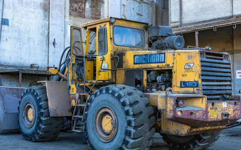 光學(xué)篩選機(jī)的工作環(huán)境對性能有何影響 光學(xué)篩選機(jī)的工作環(huán)境對性能有何影響