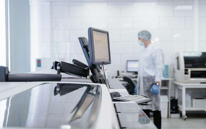 如何解決機器視覺系統(tǒng)在復(fù)雜環(huán)境下的應(yīng)用挑戰(zhàn) 如何解決機器視覺系統(tǒng)在復(fù)雜環(huán)境下的應(yīng)用挑戰(zhàn)